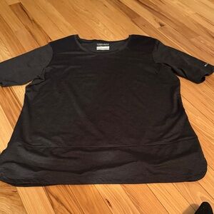 Columbia Women's Black Short Sleeve Tee